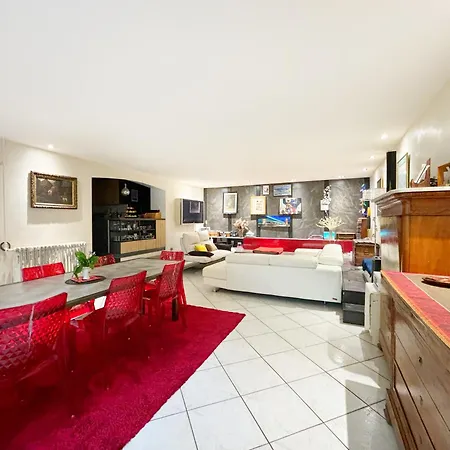 Grand Avec Jardin Privatif à Appartamento *